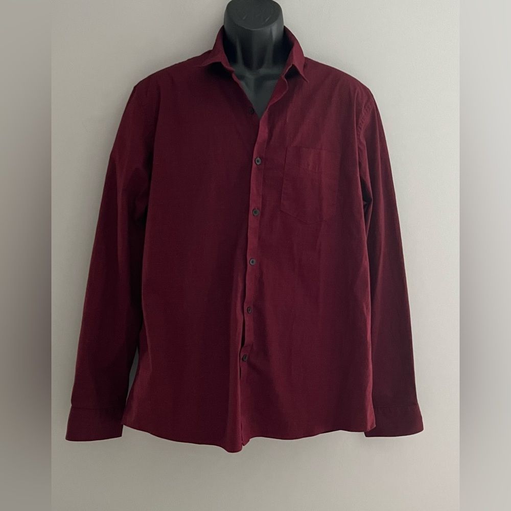 Marc Anthony Mens Button Up Shirt, size XL